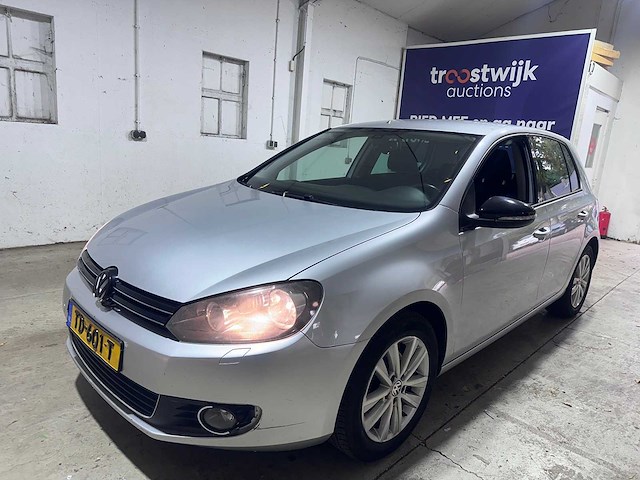 Volkswagen - golf - 1.2 tsi highline bluem - td-601-t - afbeelding 1 van  10