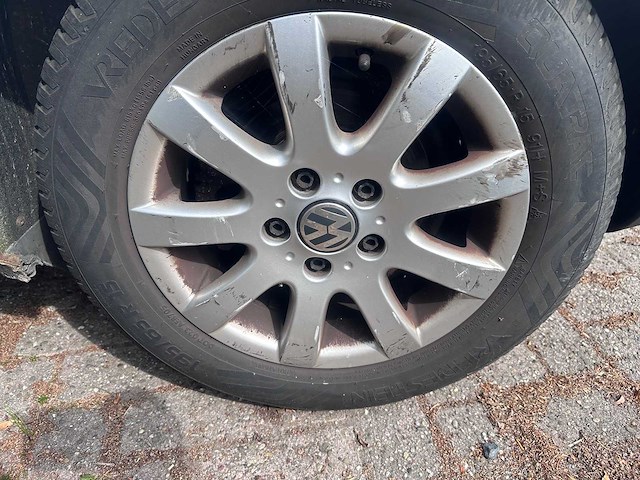 Volkswagen - golf - 1.4 trendline - 99-np-df - afbeelding 7 van  17