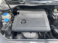 Volkswagen - golf - 1.4 trendline - 99-np-df - afbeelding 8 van  17