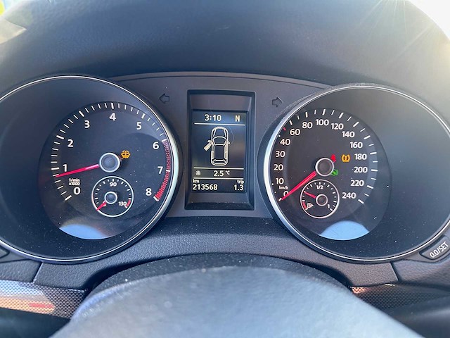 Volkswagen - golf - 1.4 tsi comfortline dsg- 21-kfx-8 - afbeelding 17 van  17