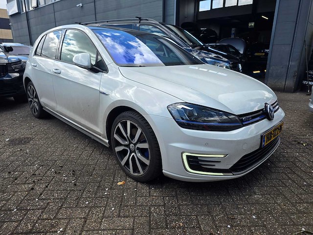 Volkswagen - golf - 1.4 tsi gte - 2015 - hb-122-d - afbeelding 11 van  17