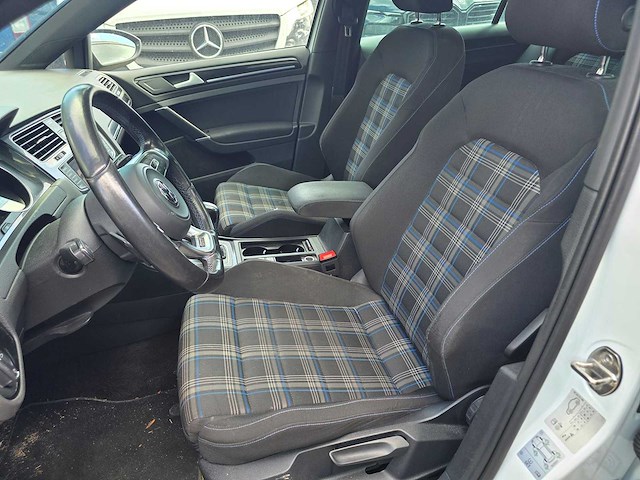 Volkswagen - golf - 1.4 tsi gte - 2015 - hb-122-d - afbeelding 14 van  17