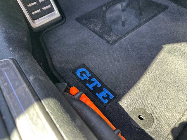 Volkswagen - golf - 1.4 tsi gte - car - 2015 - afbeelding 7 van  48