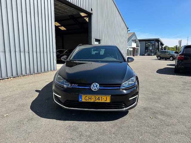 Volkswagen - golf - 1.4 tsi gte - car - 2015 - afbeelding 23 van  48