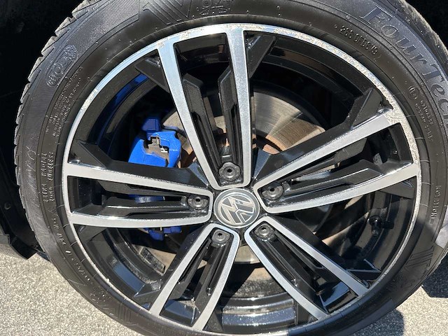 Volkswagen - golf - 1.4 tsi gte - car - 2015 - afbeelding 37 van  48