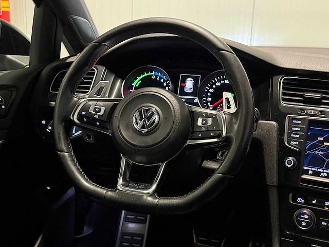 Volkswagen - golf - 1.4 tsi gte - car - 2015|kt-161-g|iaw - afbeelding 26 van  29
