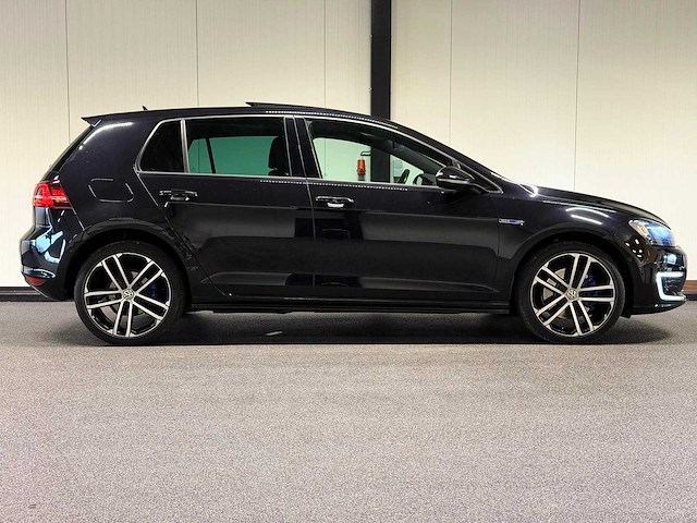 Volkswagen - golf - 1.4 tsi gte - car - 2015|kt-161-g|iaw - afbeelding 16 van  29