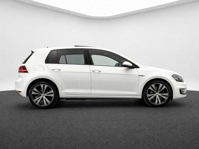 Volkswagen - golf - 1.4 tsi gte - gh-734-b- 2015 iaw - afbeelding 14 van  15
