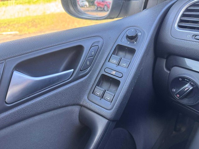 Volkswagen - golf - 1.4 tsi trendline, l-997-kx - afbeelding 5 van  15