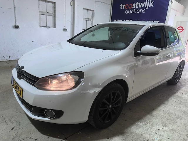 Volkswagen - golf - 1.6 comfortline - tk-207-x - 2009 - afbeelding 1 van  18