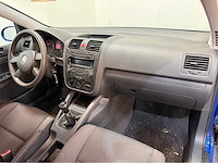 Volkswagen - golf - 1.6 fsi trendline - personenauto - 2004 - afbeelding 3 van  28