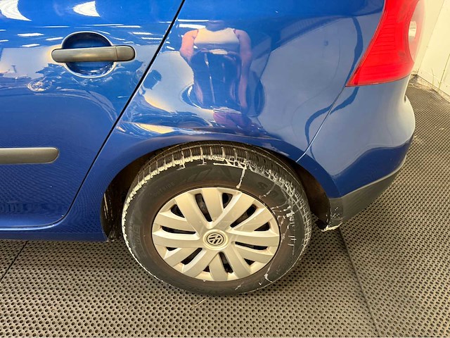 Volkswagen - golf - 1.6 fsi trendline - personenauto - 2004 - afbeelding 15 van  28