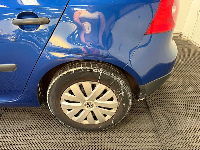 Volkswagen - golf - 1.6 fsi trendline - personenauto - 2004 - afbeelding 19 van  28
