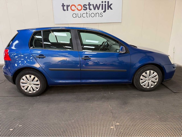 Volkswagen - golf - 1.6 fsi trendline - personenauto - 2004 - afbeelding 25 van  28