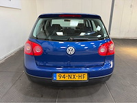 Volkswagen - golf - 1.6 fsi trendline - personenauto - 2004 - afbeelding 28 van  28
