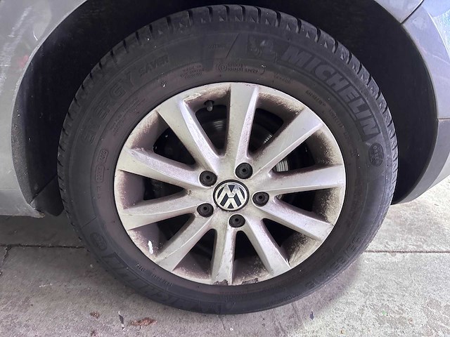 Volkswagen - golf - 1.6 fsi trendline rhd- hfx-81-z- 2007 - afbeelding 4 van  11