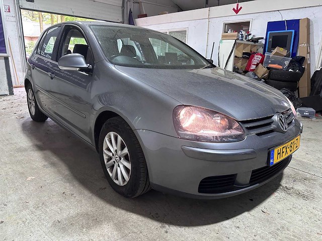 Volkswagen - golf - 1.6 fsi trendline rhd- hfx-81-z- 2007 - afbeelding 7 van  11