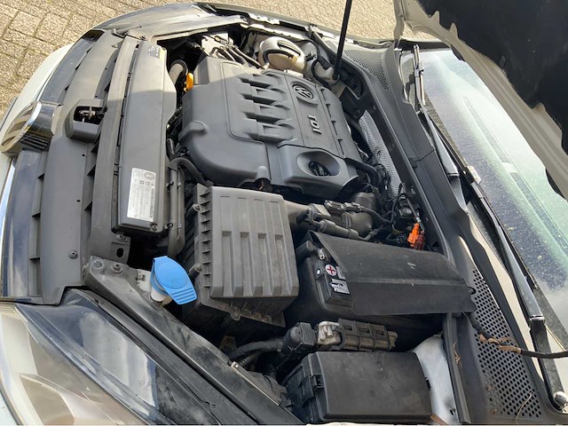 Volkswagen - golf - 1.6 tdi trendline - personenauto - 2013 - afbeelding 10 van  22