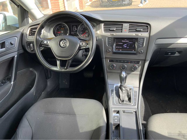 Volkswagen - golf - 1.6 tdi trendline - personenauto - 2013 - afbeelding 22 van  22