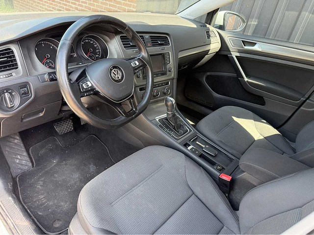 Volkswagen - golf - 1.6 tdi trendline - personenauto - 2013 - afbeelding 2 van  28