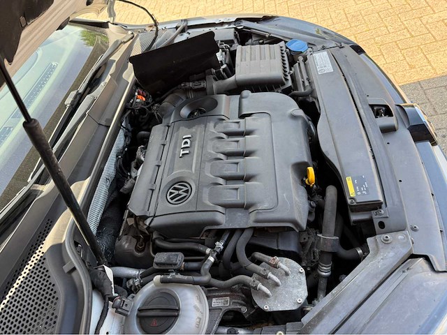 Volkswagen - golf - 1.6 tdi trendline - personenauto - 2013 - afbeelding 18 van  28