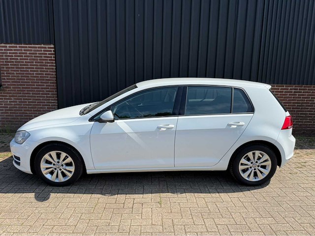 Volkswagen - golf - 1.6 tdi trendline - personenauto - 2013 - afbeelding 12 van  28