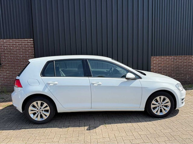 Volkswagen - golf - 1.6 tdi trendline - personenauto - 2013 - afbeelding 25 van  28