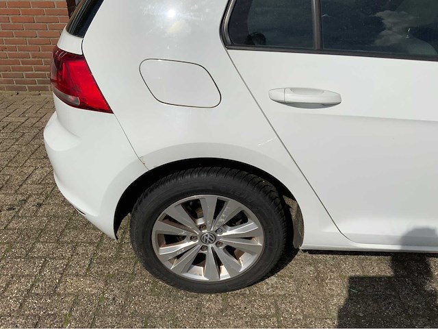 Volkswagen - golf - 1.6 tdi trendline - personenauto - 2013 - afbeelding 18 van  26