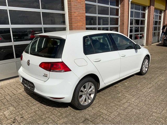 Volkswagen - golf - 1.6 tdi trendline - personenauto - 2013 - afbeelding 23 van  26