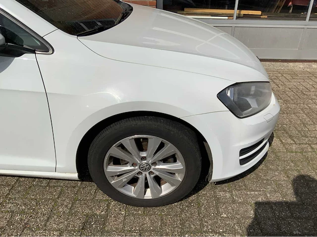 Volkswagen - golf - 1.6 tdi trendline - personenauto - 2013 - afbeelding 15 van  26
