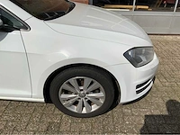 Volkswagen - golf - 1.6 tdi trendline - personenauto - 2013 - afbeelding 15 van  26