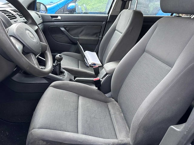 Volkswagen - golf - 1.6 trendline - 49-px-xt- 2005 - afbeelding 3 van  16