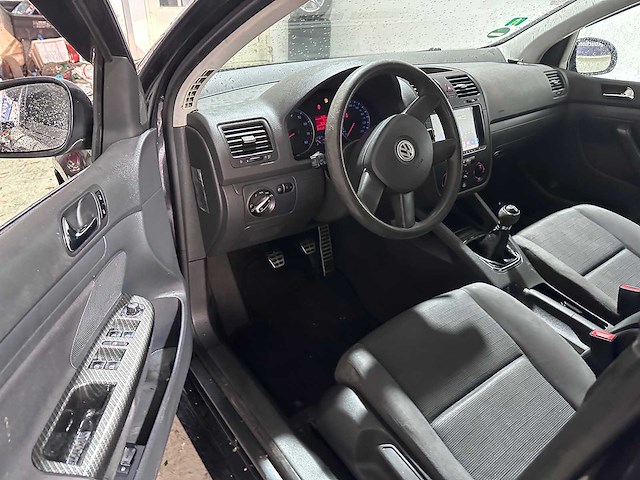 Volkswagen - golf - 1.6 trendline - 49-px-xt- 2005 - afbeelding 14 van  16