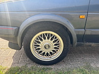Volkswagen - golf - 1.8 gti inj. - 1989 - classic cars >15 - afbeelding 22 van  34