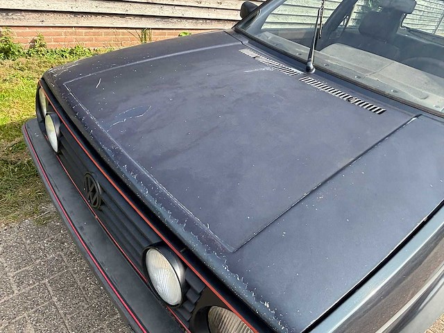 Volkswagen - golf - 1.8 gti inj. - 1989 - classic cars >15 - afbeelding 28 van  34