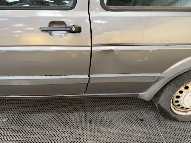 Volkswagen - golf - 1.8 inj. - oldtimer - 1989 - afbeelding 10 van  21