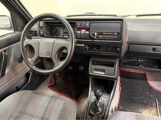 Volkswagen - golf - 1.8 inj. - oldtimer - 1989 - afbeelding 21 van  21