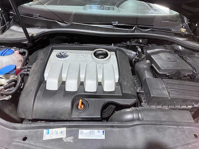 Volkswagen - golf - 1.9 tdi sportline h6 - 33-rl-jx- 2005 - afbeelding 7 van  15