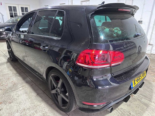 Volkswagen - golf - 2.0 dsg gti - car - 2010 - afbeelding 12 van  24