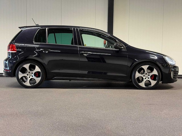 Volkswagen - golf - 2.0 gti 2012 9-xsg-67 iaw - afbeelding 11 van  29