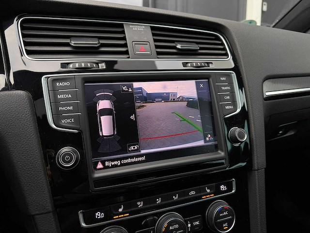 Volkswagen - golf - 2.0 tsi r 4m - car - 2014|1-xps-74|iaw - afbeelding 31 van  31