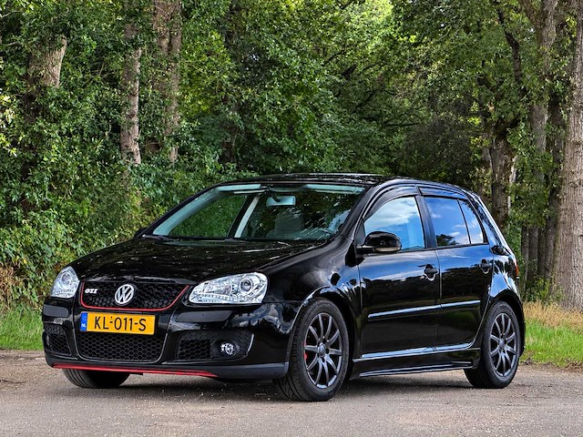 Volkswagen - golf - 2004 - kl-011-s - afbeelding 1 van  18
