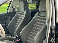 Volkswagen - golf - 2004 - kl-011-s - afbeelding 4 van  18