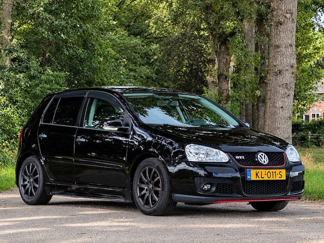 Volkswagen - golf - 2004 - kl-011-s - afbeelding 12 van  18