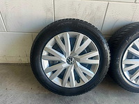 Volkswagen - golf - 8 - car tyre - afbeelding 6 van  11
