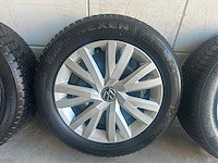 Volkswagen - golf - 8 - car tyre - afbeelding 7 van  11