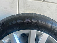 Volkswagen - golf - 8 - car tyre - afbeelding 9 van  11