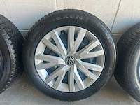 Volkswagen - golf - 8 - car tyre - afbeelding 7 van  11