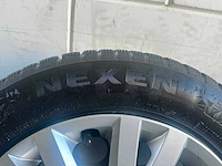 Volkswagen - golf - 8 - car tyre - afbeelding 9 van  11