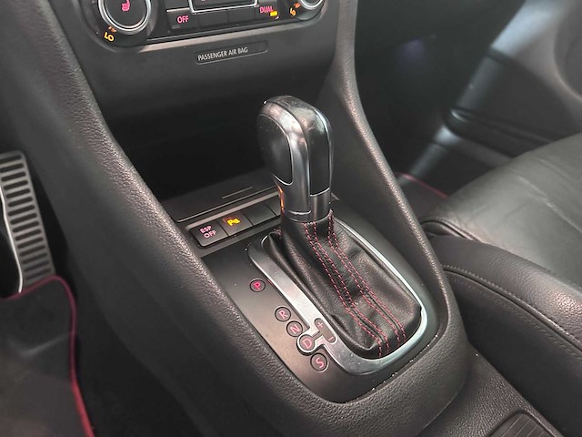 Volkswagen - golf - gti 2.0 dsg- s-907-vx- 2009 - afbeelding 5 van  21